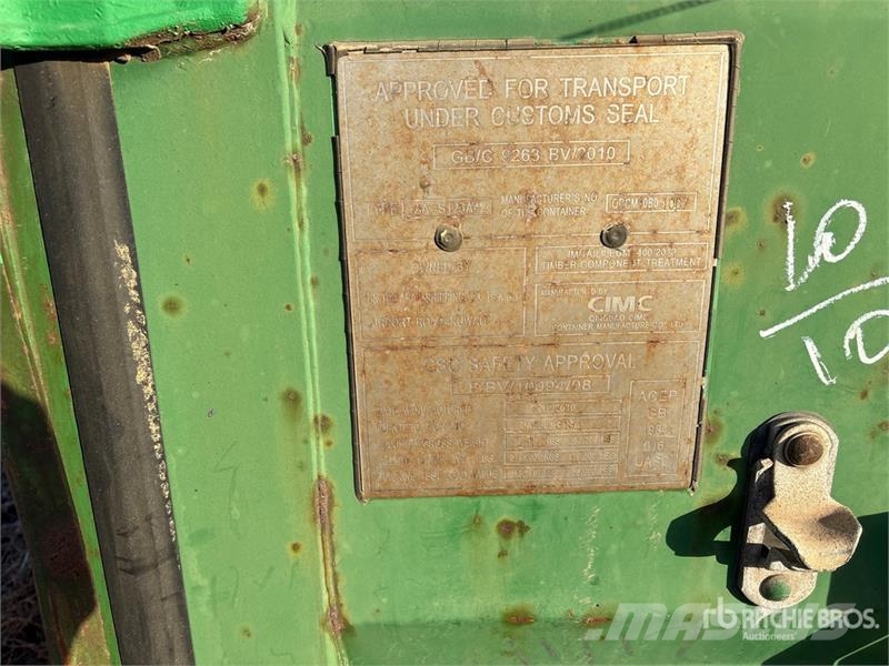 Quantity of (2) 40 ft Storage Container Container per immagazzinare