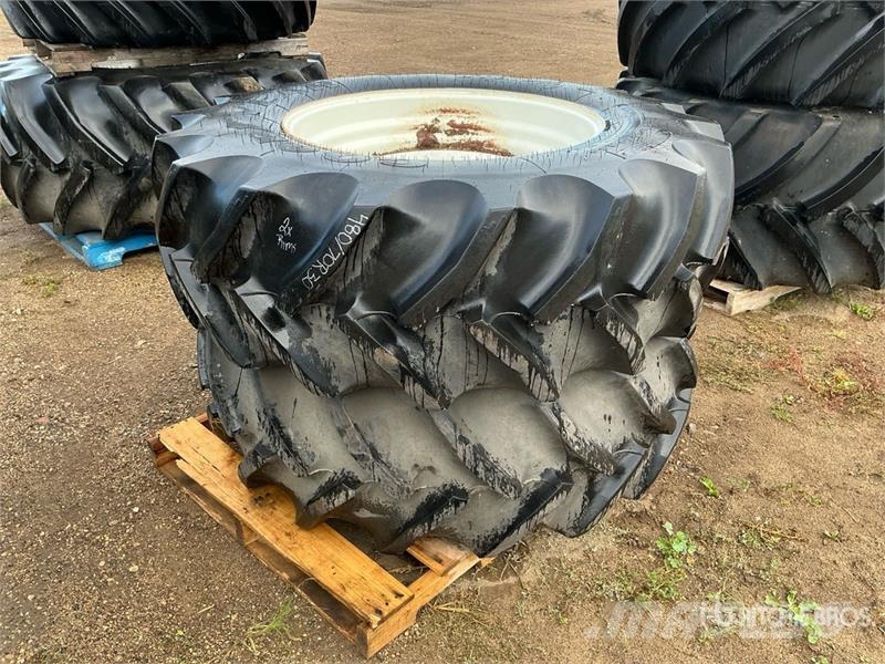 Quantity of (2) 480/70R30 Tires Tekerlekler