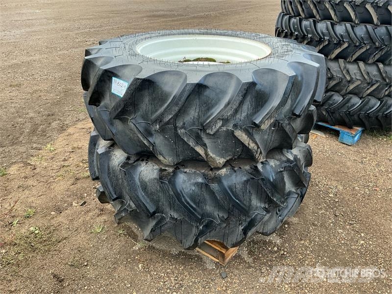 Quantity of (2) 480/70R30 Tires Tekerlekler