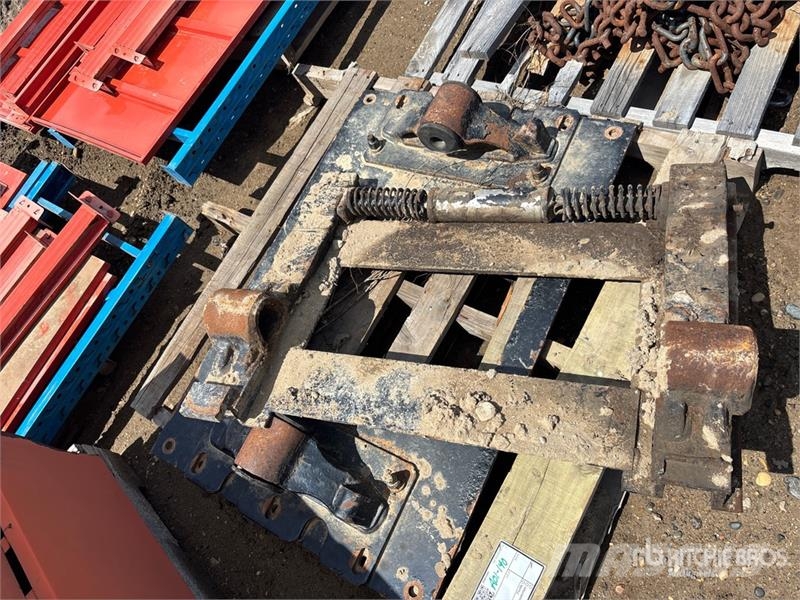 Quantity of (2) 5th Wheel Mounting Plates Drugi deli