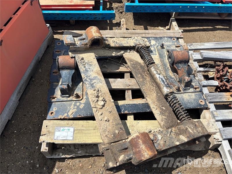 Quantity of (2) 5th Wheel Mounting Plates Drugi deli