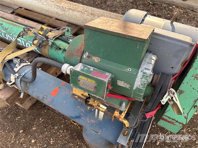 Quantity of (2) 7 in x Electric Grain Auger Taşıma ekipmanları