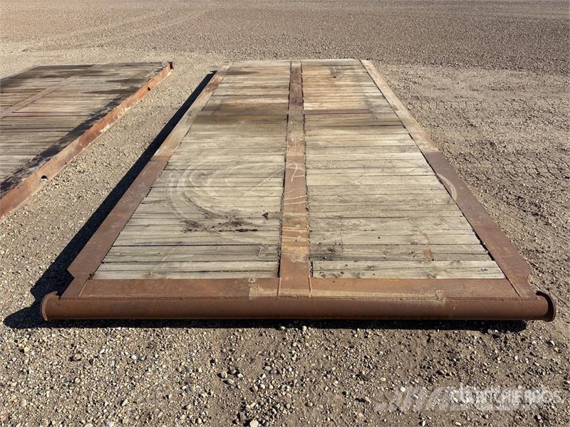 Quantity of (2) 8 ft x 20 ft Rig Mats Dodatki in rezervni deli za opremo za vrtanje