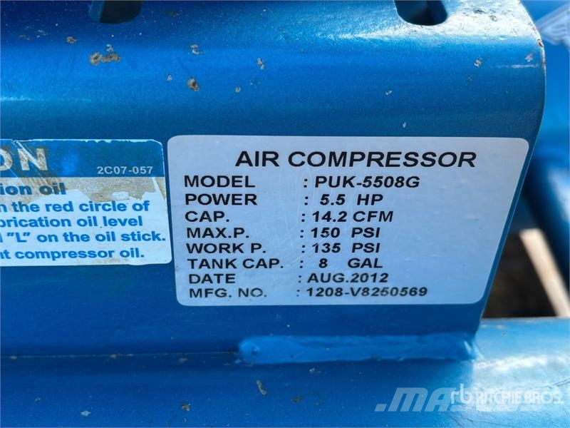 Quantity of (2) 8 gal Portable Air Compressor Kompressoren