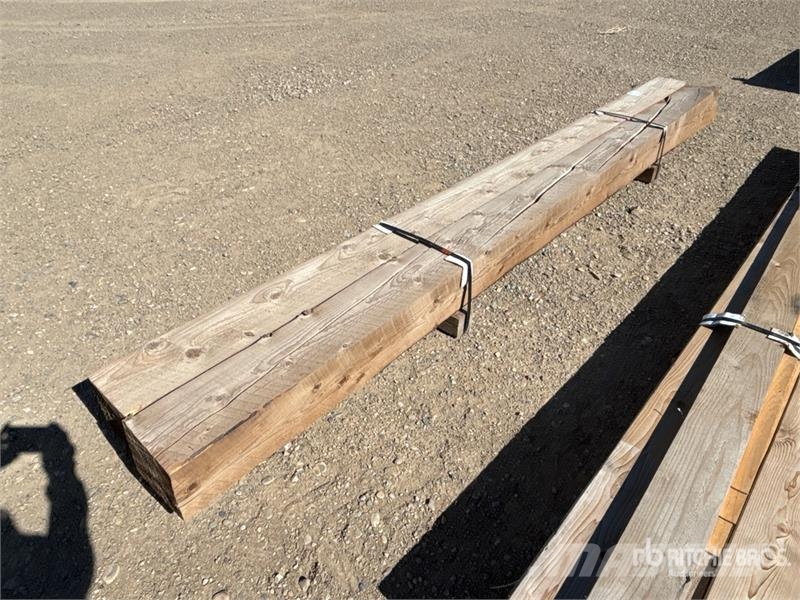 Quantity of (2) 8 in x 8 in x 12 ft Lumber Drugi deli