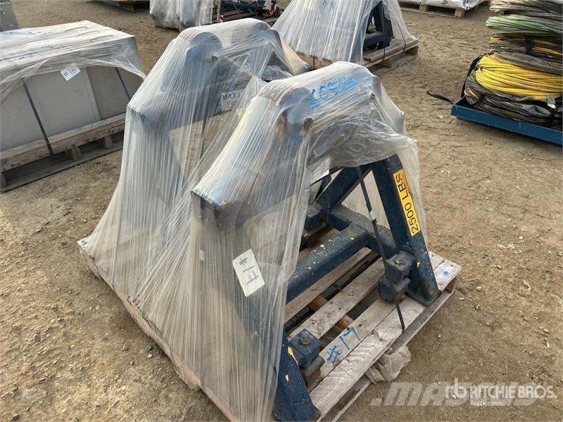 Quantity of (2) A-Frame Stand with Rollers Entreprenør - Andet
