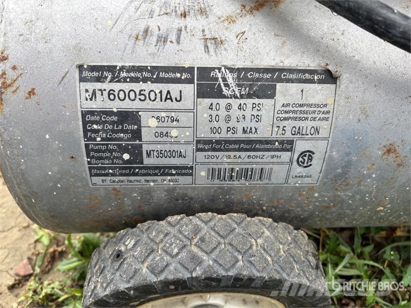  Quantity of (2) Air Compressor Compresseur