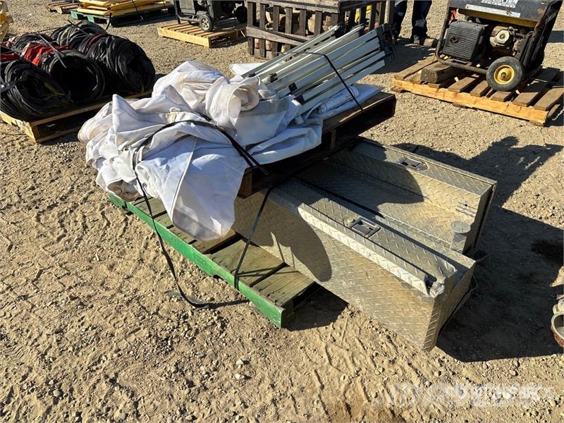  Quantity of (2) Aluminum Tool box معدات النقل - غير ذلك