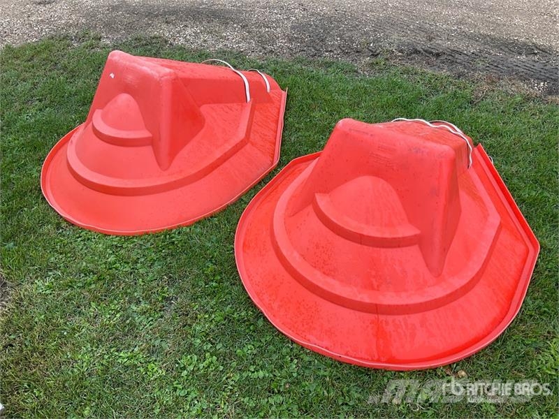 Quantity of (2) Auger Hoppers Altri componenti