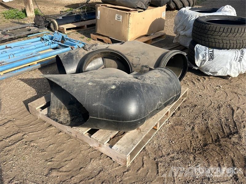  Quantity of (2) Auger Spouts Drugi deli