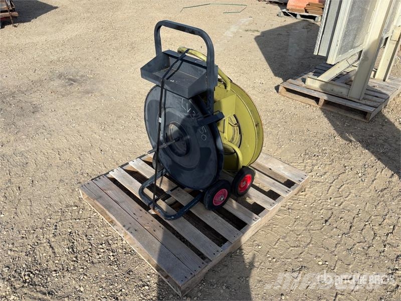 Quantity of (2) Banding Carts Andre komponenter