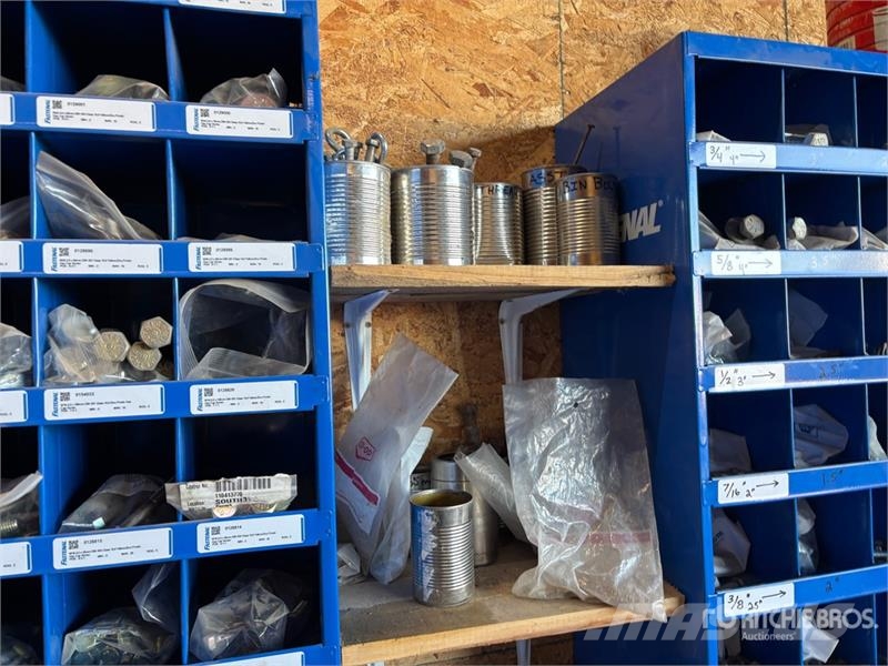  Quantity of (2) Bolt Bins مكونات أخرى
