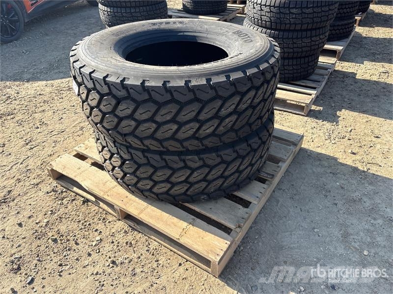  Quantity of (2) Boto 385/65R22.5 Tires (Unused) Tyres, wheels and rims