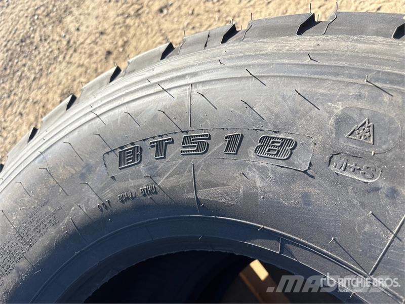  Quantity of (2) Boto 385/65R22.5 Tires (Unused) Tyres, wheels and rims