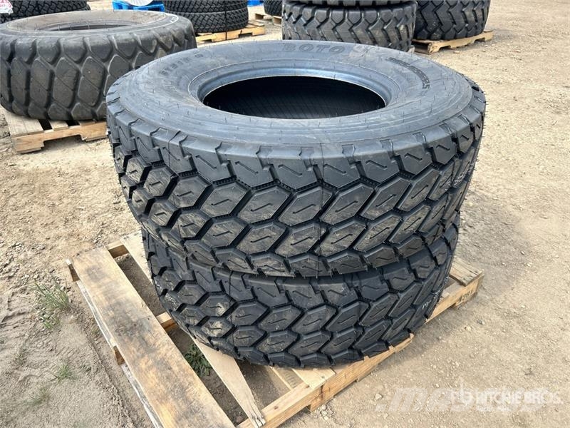  Quantity of (2) Boto 385/65R22.5 Tires (Unused) Tyres, wheels and rims