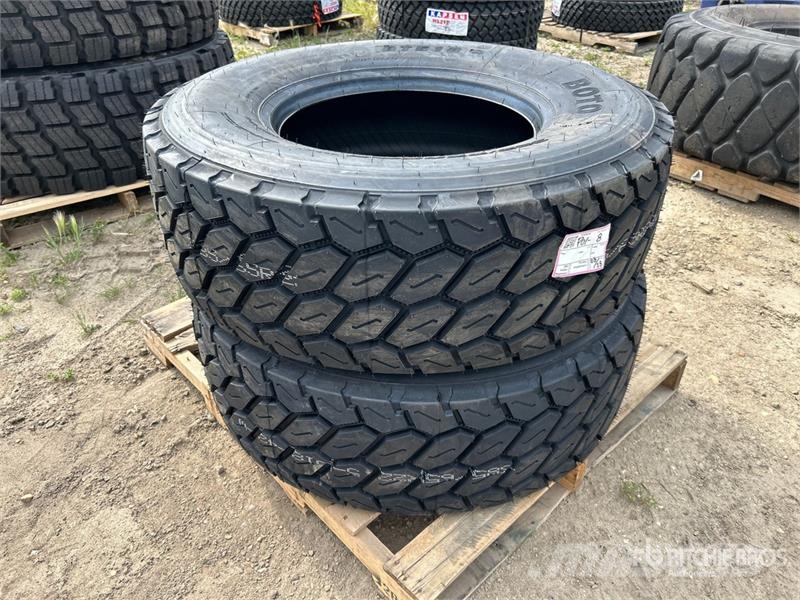  Quantity of (2) Boto 385/65R22.5 Tires (Unused) Tyres, wheels and rims