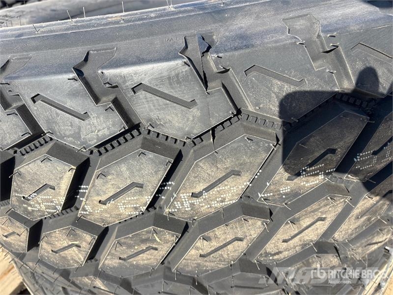  Quantity of (2) Boto 385/65R22.5 Tires (Unused) Tyres, wheels and rims