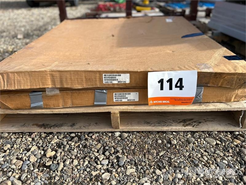  Quantity of (2) Boxes of Solarex 120w Solar Panel مكونات أخرى
