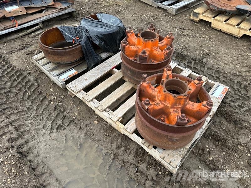 Quantity of (2) Brake Drums Ostale kargo komponente