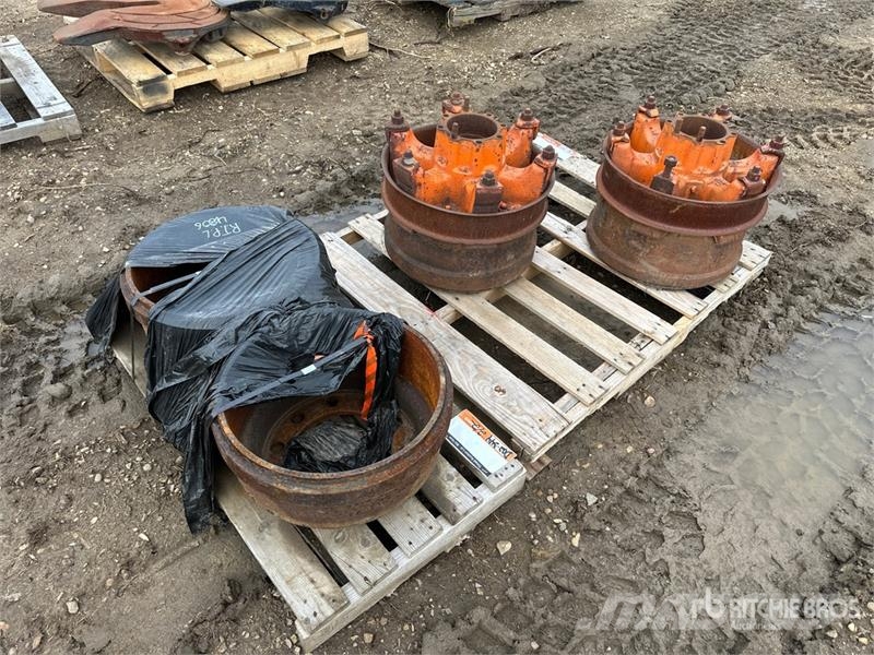 Quantity of (2) Brake Drums Ostale kargo komponente