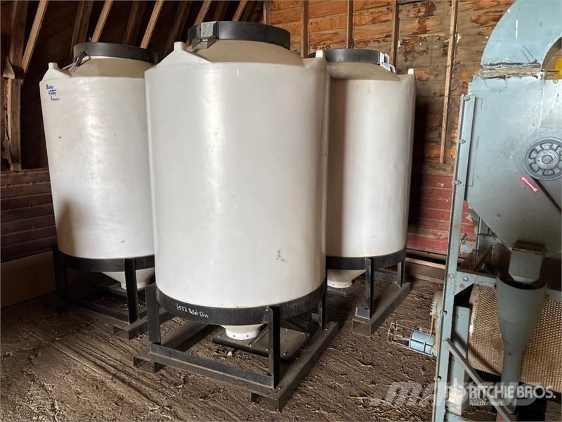  Quantity of (2) Buffer Valley Industries +/- 52 bu وحدات / آلات معالجة المحاصيل وتخزينها - أخرى
