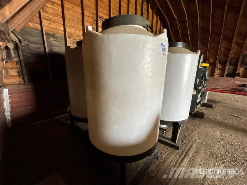  Quantity of (2) Buffer Valley Industries +/- 52 bu وحدات / آلات معالجة المحاصيل وتخزينها - أخرى