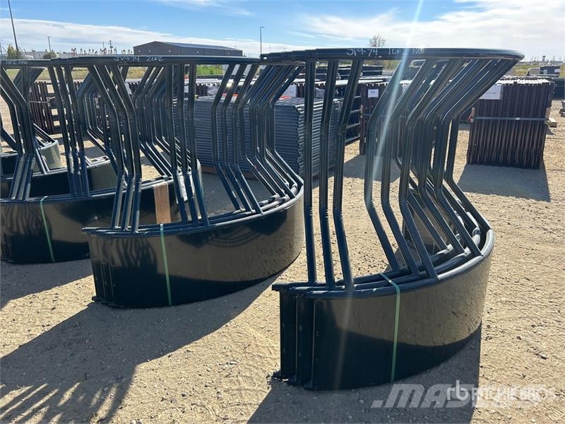  Quantity of (2)  BYT FF71 71 in Prairie Funnel Liv Animal feeders