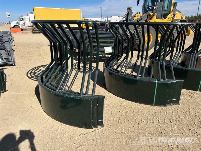  Quantity of (2)  BYT FF71 71 in Prairie Funnel Liv Animal feeders