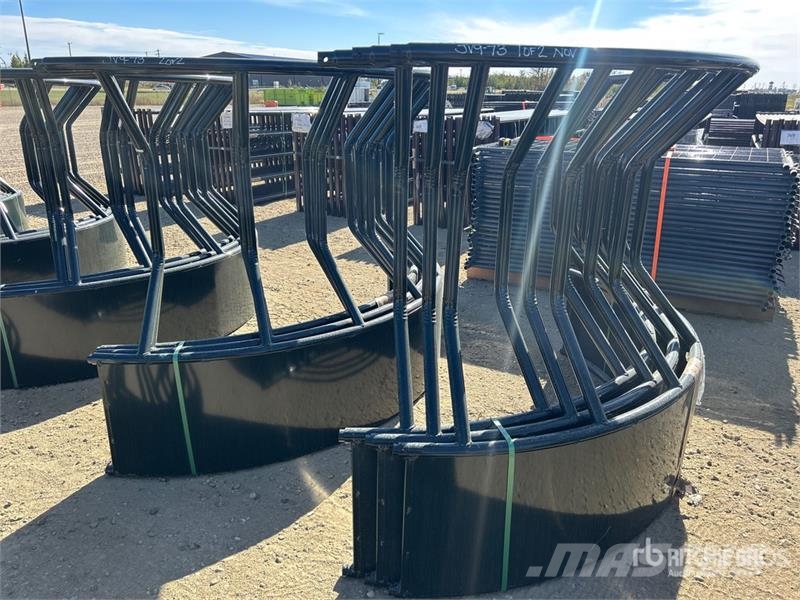  Quantity of (2)  BYT FF71 71 in Prairie Funnel Liv Animal feeders
