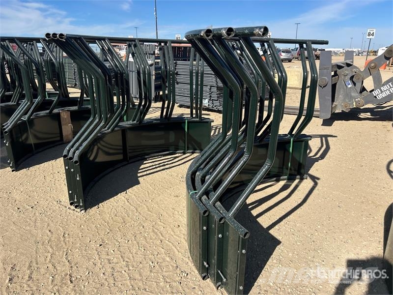  Quantity of (2)  BYT FF71 71 in Prairie Funnel Liv Animal feeders
