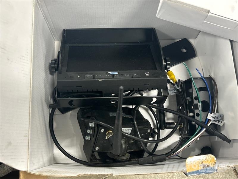  Quantity of (2) Cab Cams Drugi deli