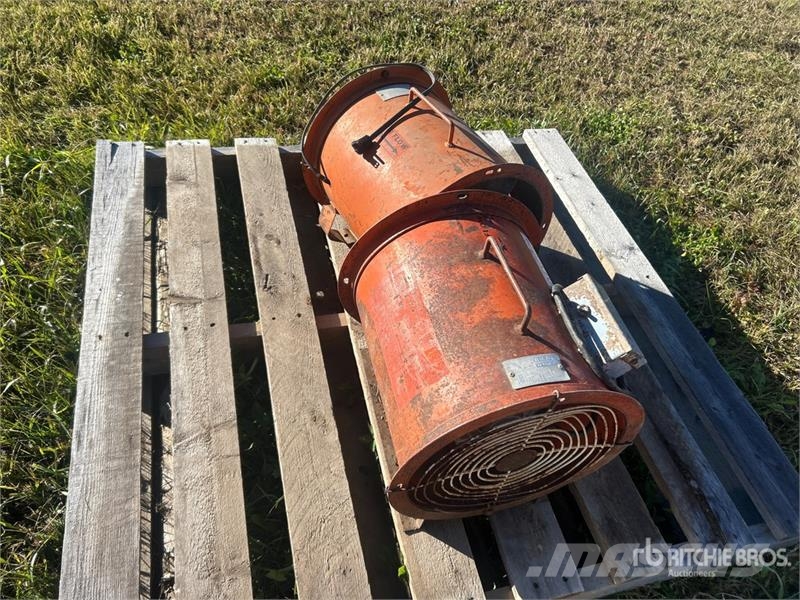 Quantity of (2) Caldwell AF12.75 0.75 hp Aeration Зърносушилни