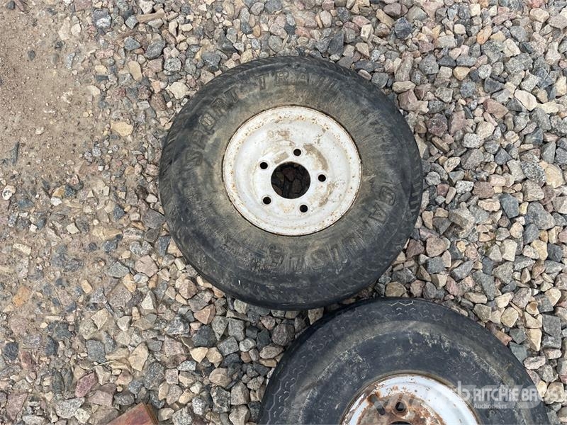  Quantity of (2) Carlisle 5.70-8 Tires Tyres, wheels and rims