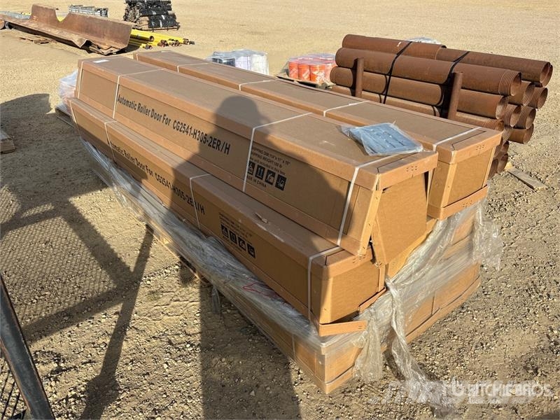 Quantity of (2) CG2541D Roll Up Electric Doors Andre komponenter