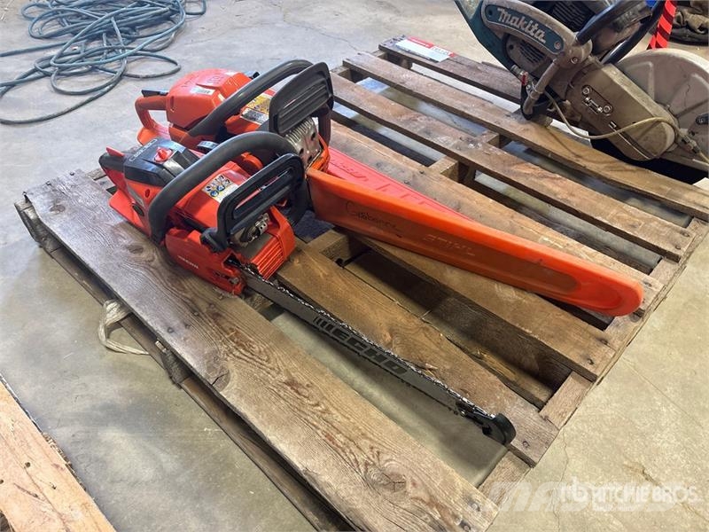  Quantity of (2) Chain Saw سلسلة المناشير ومناشير إزالة