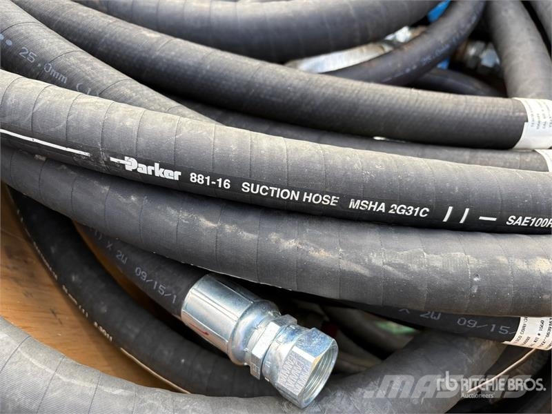 Quantity of (2) Crates of Hose Andre komponenter