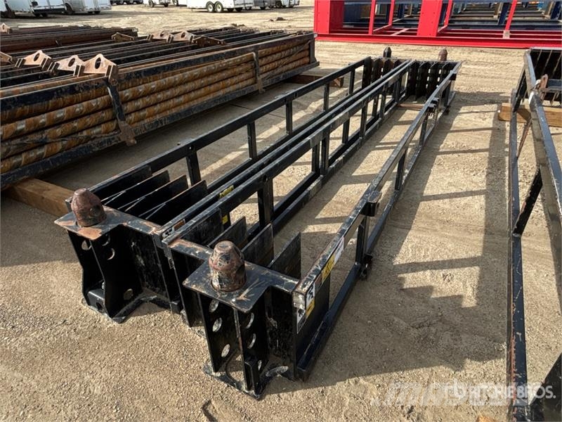 Quantity of (2) Ditch Witch AT100 Empty Pipe Baske Putkistonkäsittelylaitteet