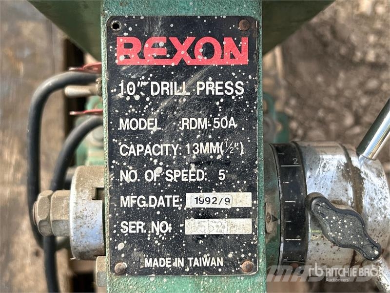 Quantity of (2) Drill Press مكونات أخرى