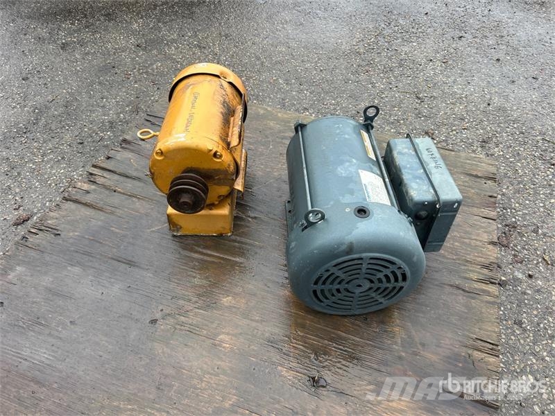 Quantity of (2) Electric Motor Citas sastāvdaļas