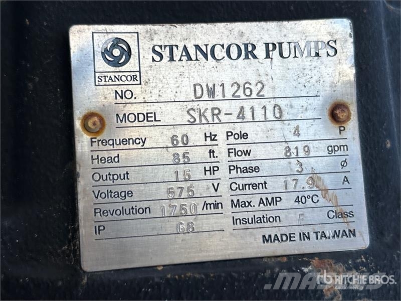 Quantity of (2) Electric Submersible Water Pump Andre komponenter