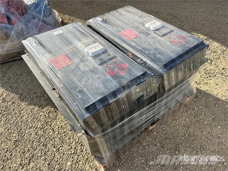 Quantity of (2) Emerson Electrical Enclosures Ostale komponente za građevinarstvo