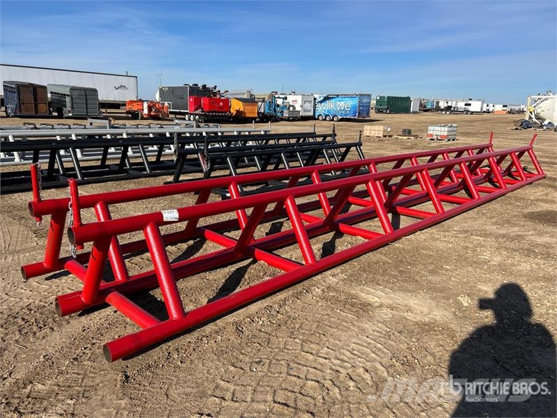 Quantity of (2) Engineered 30 ft Pipe Racks (Unus Équipement de pipeline