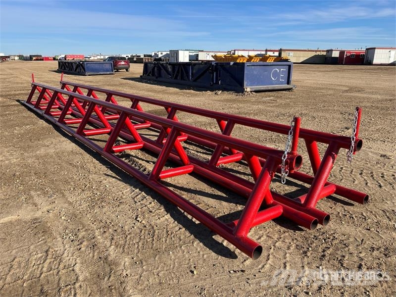 Quantity of (2) Engineered 30 ft Pipe Racks (Unus Équipement de pipeline
