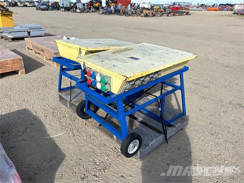 Quantity of (2) Ericson Oscar Power Carts Muud osad