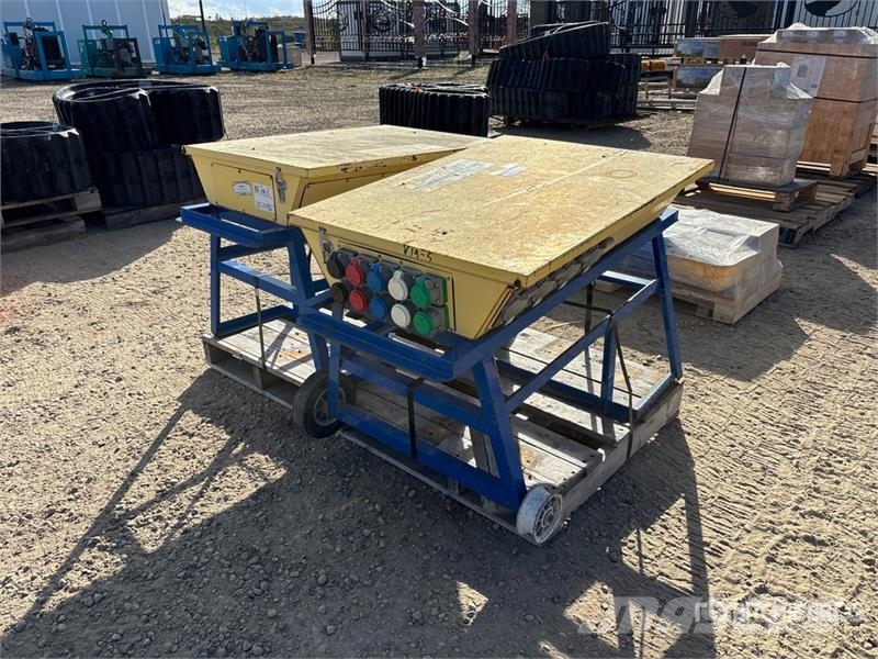 Quantity of (2) Ericson Oscar Power Carts Muud osad