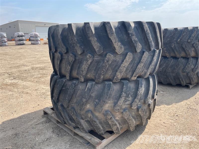 Quantity of (2) Firestone 800/70 R38 Tires Opony, koła i felgi
