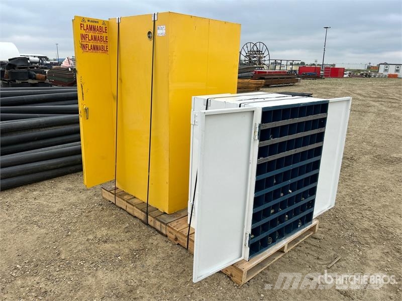  Quantity of (2) Flammable Liquid Cabinet and Hydra Construction - Autres