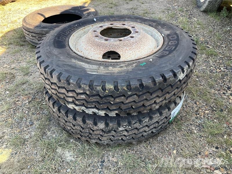  Quantity of (2) Forlander 11R22.5 Tires (Unused) Шины и колёса
