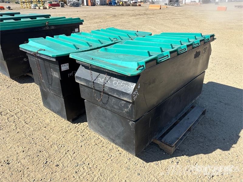 Quantity of (2) Garbage Bins Ďalšie komponenty