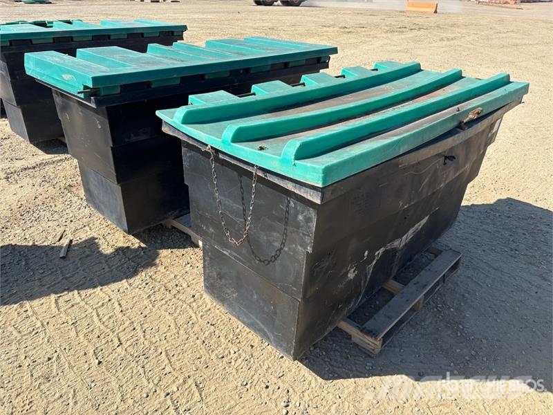 Quantity of (2) Garbage Bins Ďalšie komponenty